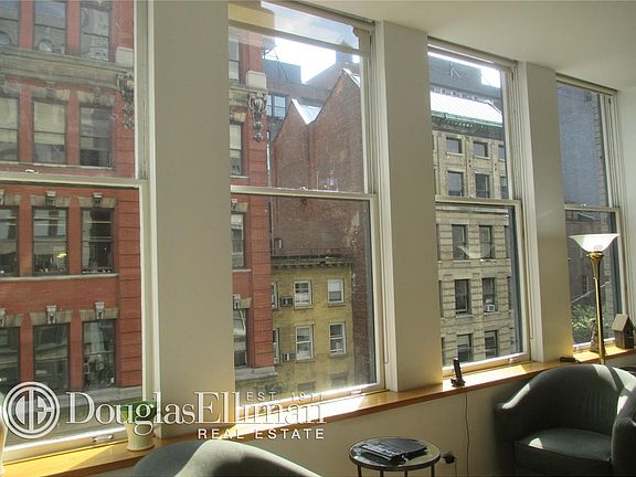 4th image of 43 E 20th St Fl 4