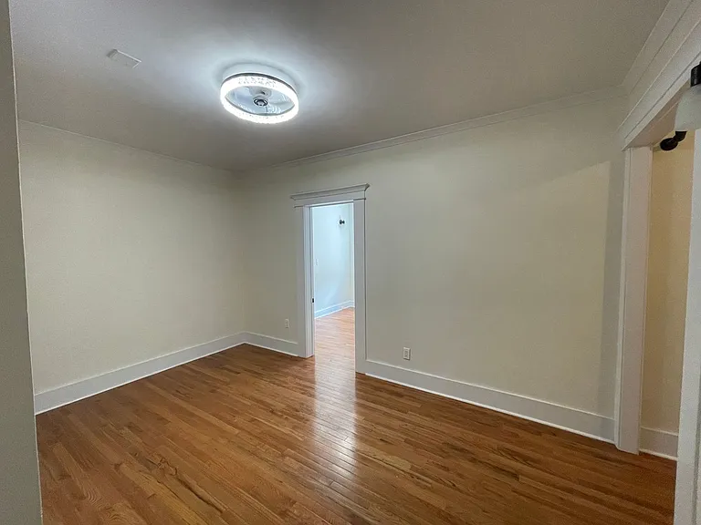 24 E Liberty St #16B — Photo 6