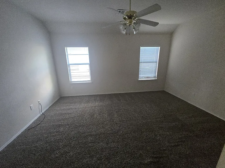 8405 Luzerne Dr — Photo 14