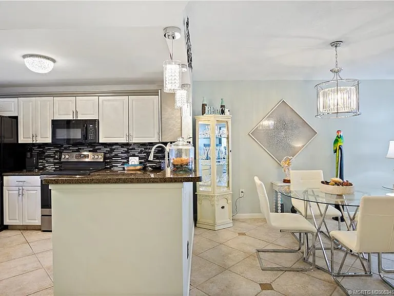 9940 Ocean Dr #309 — Photo 31