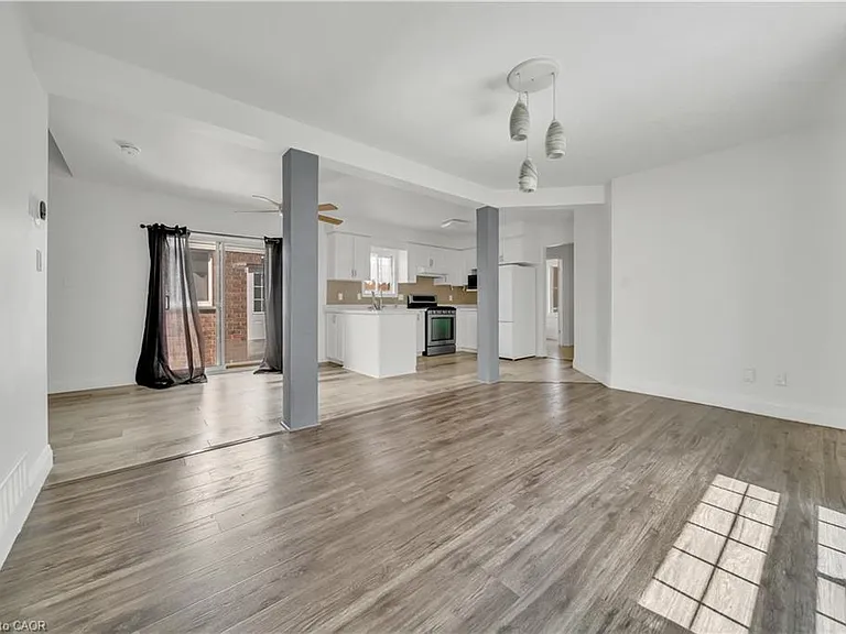 347 Keewatin Ave #MAIN LEVEL — Photo 6