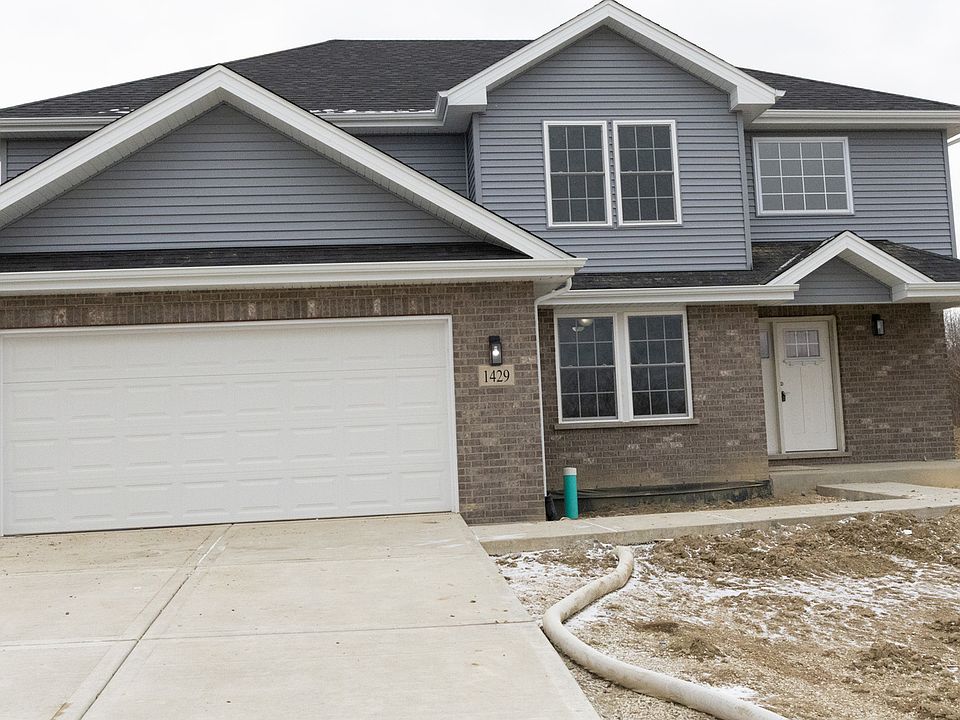 1st image of 1429 Parliament St