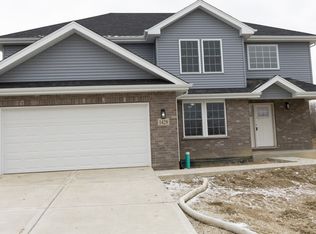 1429 Parliament St, Crete, IL 60417