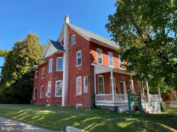 319 W Walnut St #C, Perkasie, PA 18944