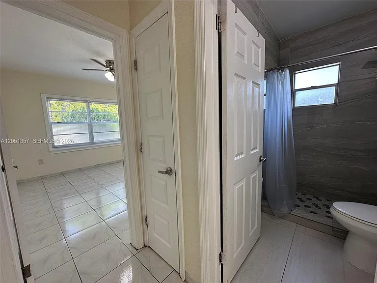 610 NW 23rd Place Front #FRONT — Photo 14