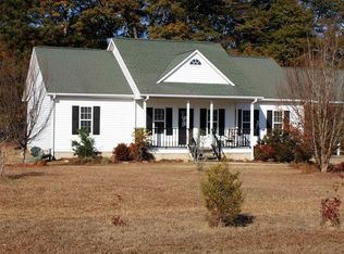 120 Jonaustin Way, Hartwell, GA 30643