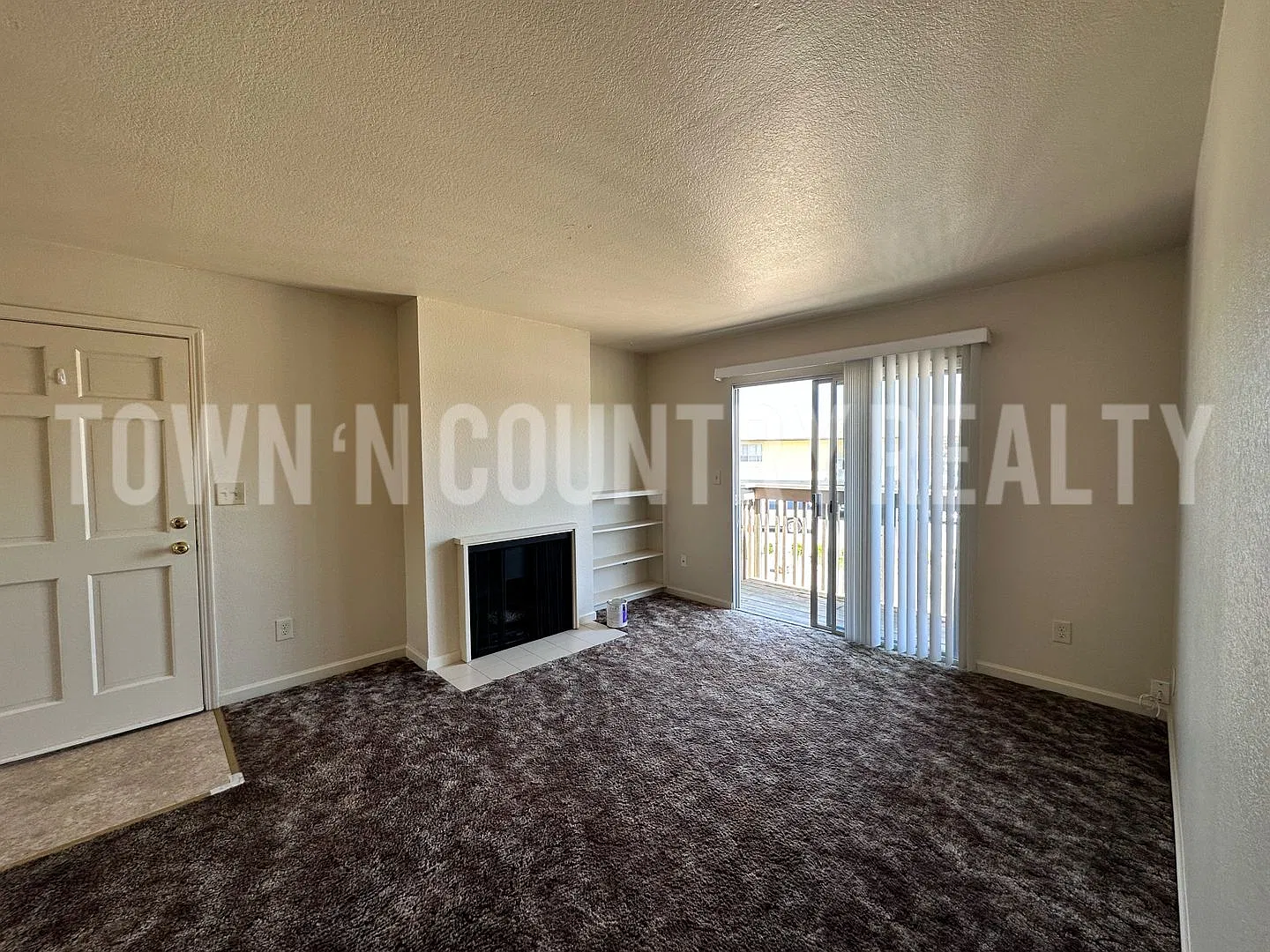 704 Canal Street — Photo 2
