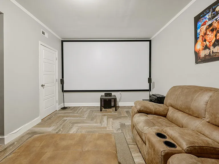 204 Diggory Dr — Photo 29