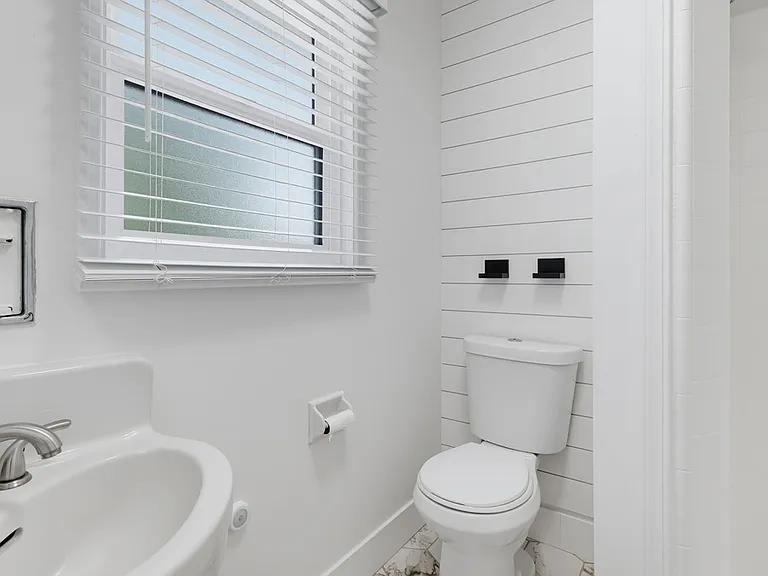 4776 Garfield St — Photo 17