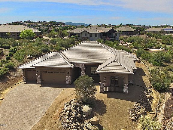 3rd image of 1561 Donamire Cir