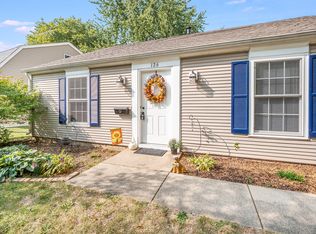 126 Circle Dr W, Montgomery, IL 60538