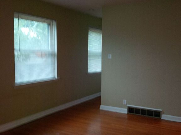 3rd image of 7548 Delmar Blvd