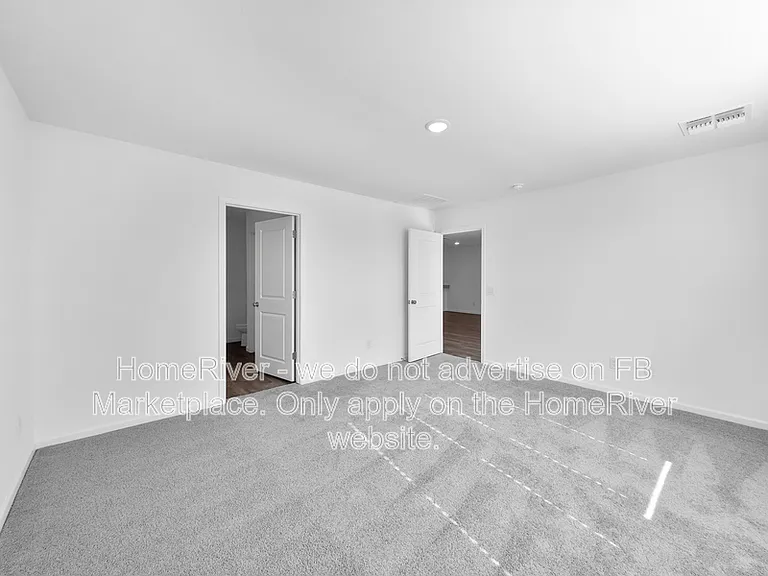 741 Dylan Ct — Photo 11