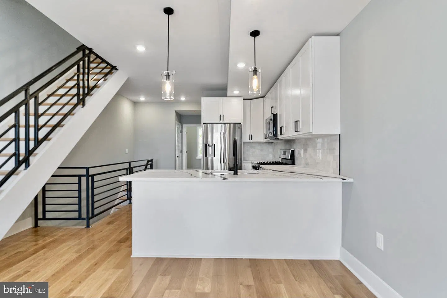 3 bed, 1668 sqft, $1,995 — Photo 1
