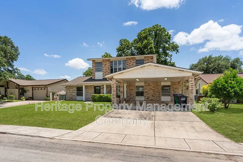 3614 Versailles Dr