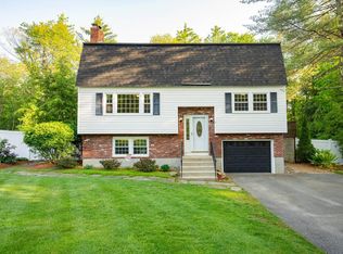 3 McKinley Ave, Londonderry, NH 03053