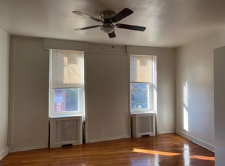 1005 S 3rd St, Philadelphia, PA 19147