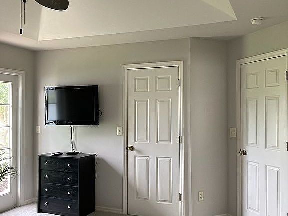 4th image of 2709 SW 36th Ln