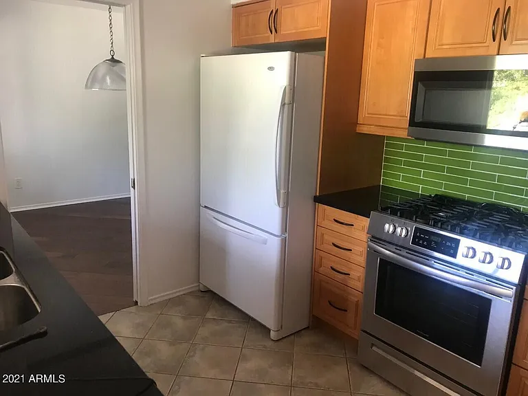 3924 E Yucca St — Photo 5