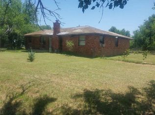 112 W D Ave, Cache, OK 73527