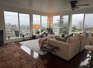 3233 57th Ave SW #2, Seattle, WA 98116