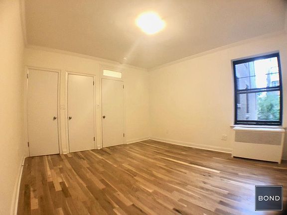 5th image of 825 W 187th St APT 7J