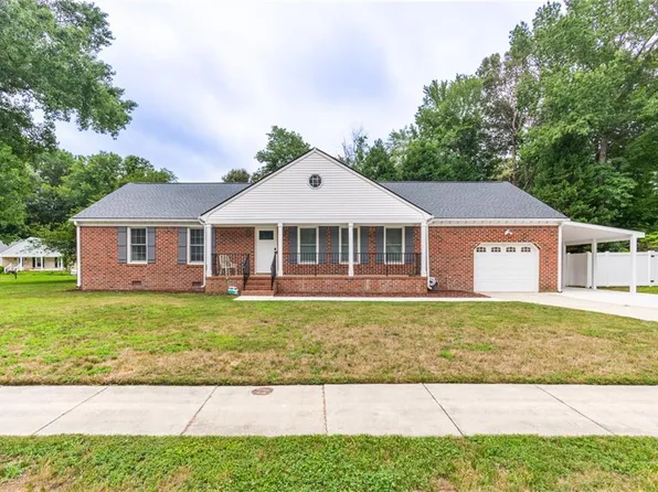 1010 Weeping Willow Dr, Chesapeake, VA 23322