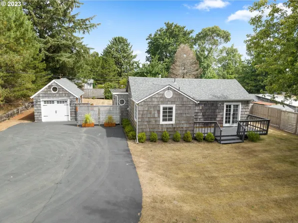 90481 Clark Rd, Warrenton, OR 97146