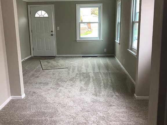 4th image of 1534 Powers Ave NW