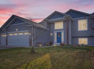 19104 Hoover St NW, Elk River, MN 55330