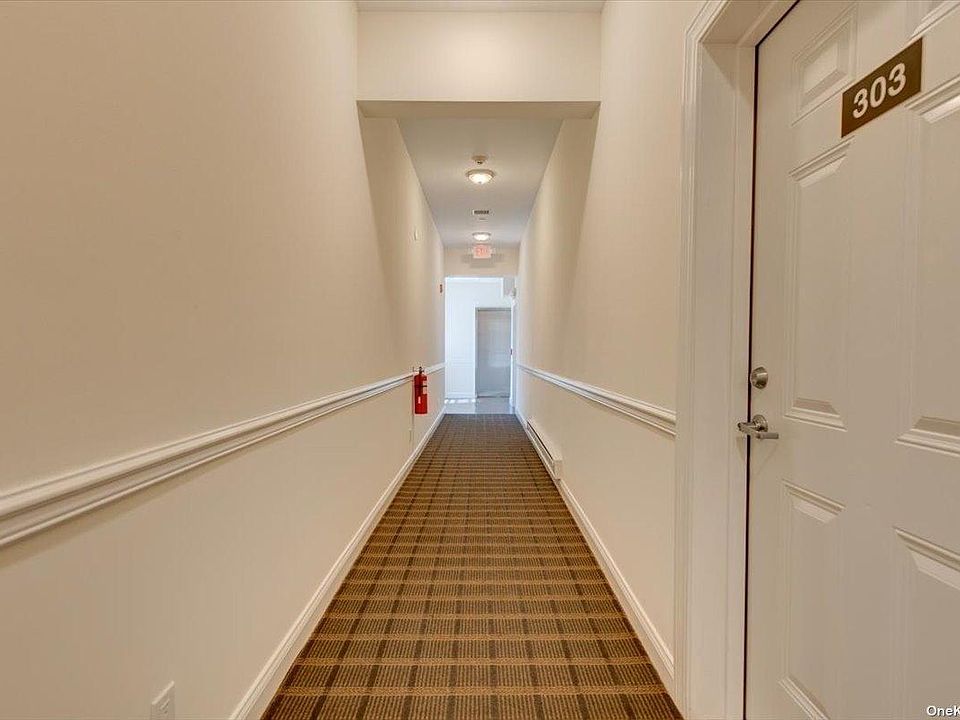 1st image of 157-161 Post Ave #304
