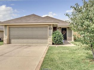1291 Cottage Grove Cir, Bryan, TX 77801