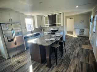 1604 Stifftail Duck Rd, Columbia, TN 38401