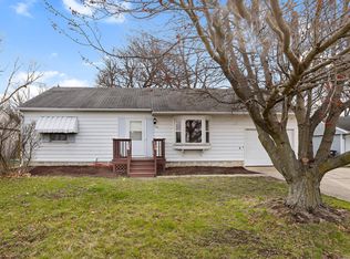 1208 S Duncan Rd, Champaign, IL 61821