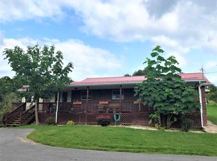 3329 Rockhouse Rd, Coeburn, VA 24230