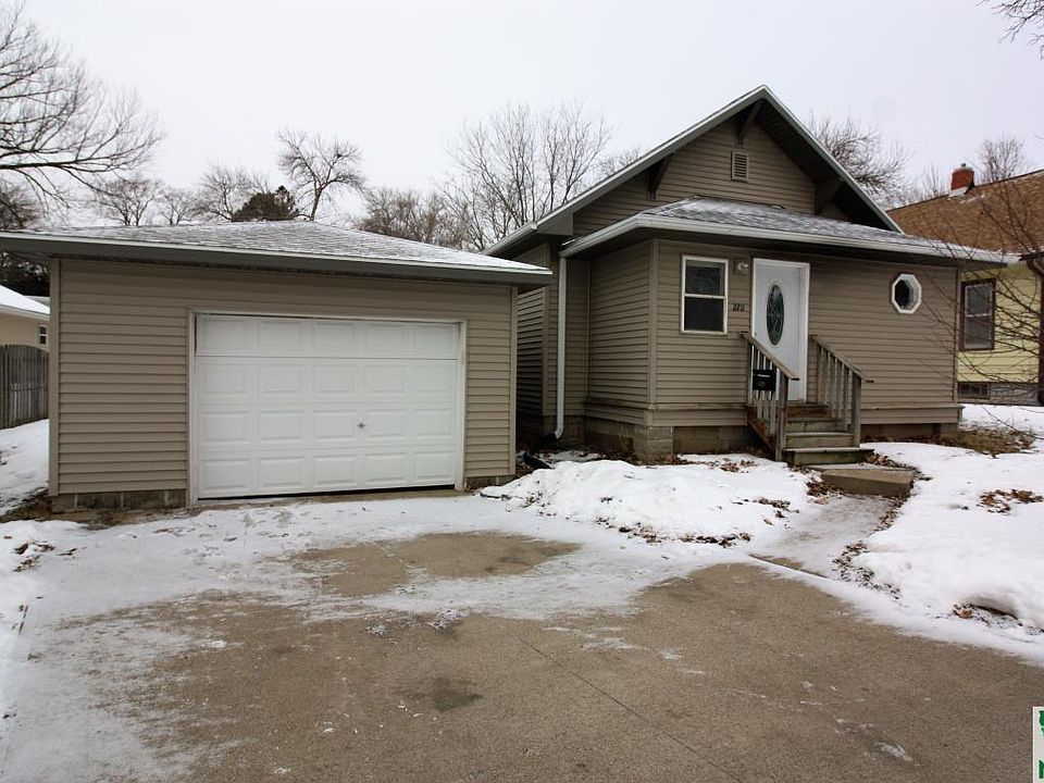 1st image of 2211 S Cypress St