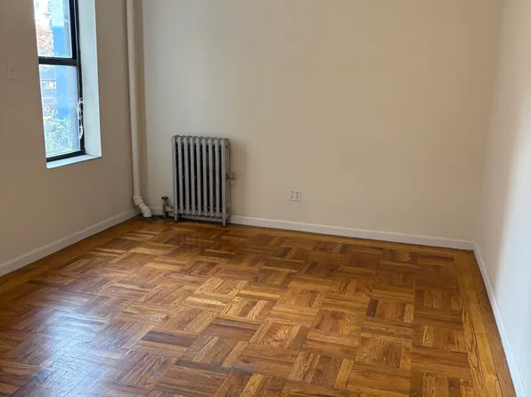 497 West 182nd Street image 6 of 7