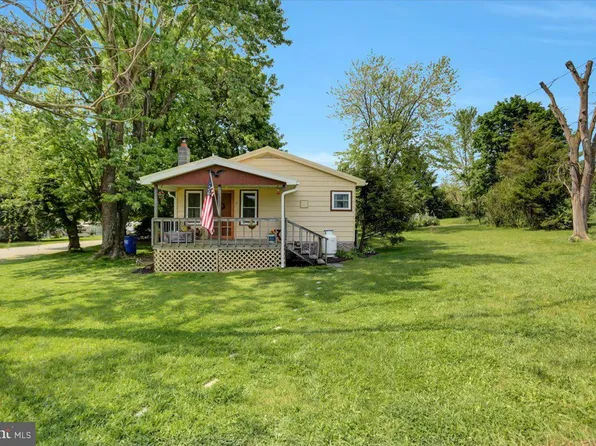 10993 Mill Ln E, Fannettsburg, PA 17221