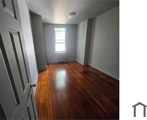 4th image of 4417 N Franklin St