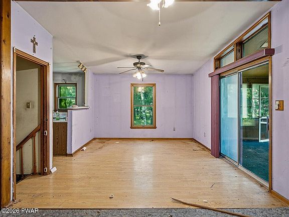 4th image of 1191 Bluebird Ln