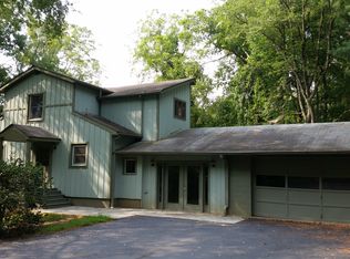 6 Hillcrest Dr, Landenberg, PA 19350