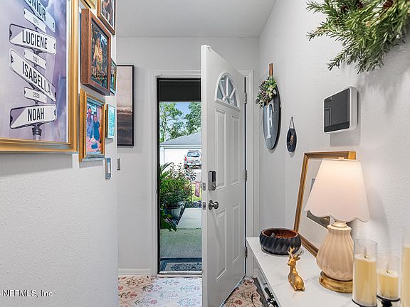 3rd image of 8360 HEWITT Street