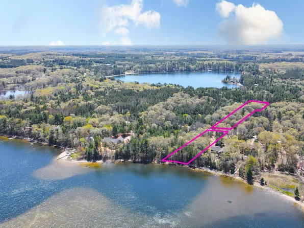 Hiwela Dr #3, Wild Rose, WI 54984