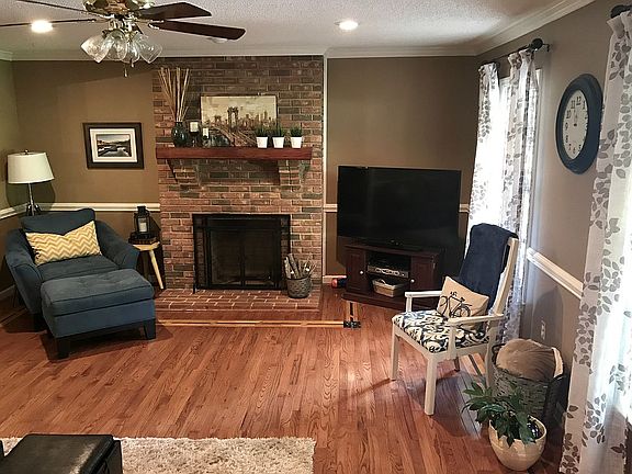 5th image of 253 Countrywood Dr