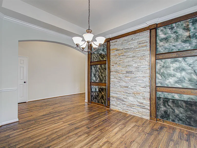 28666 Pleasant Forest Dr — Photo 10
