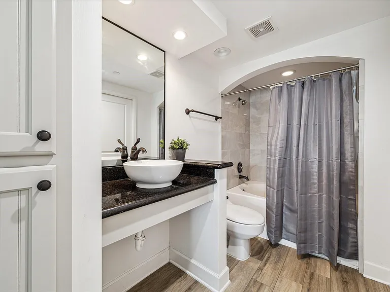 2203 Dorrington St #301 — Photo 11