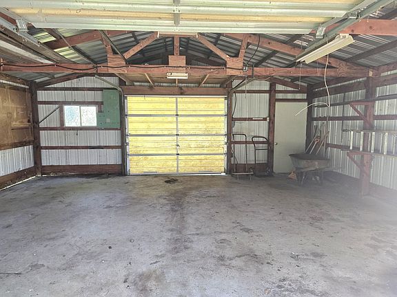 3rd image of 603 E Sigler St