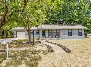 200 Madison St, Cleburne, TX 76033