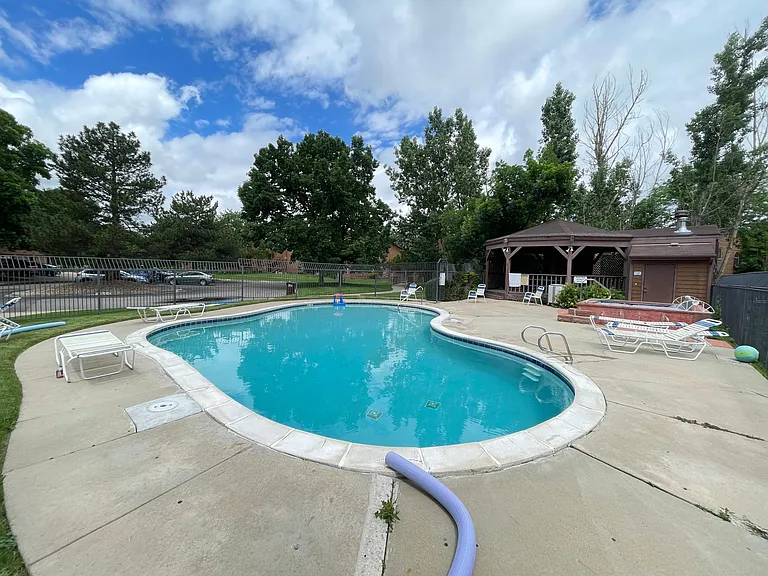 6210 Willow Ln — Photo 26