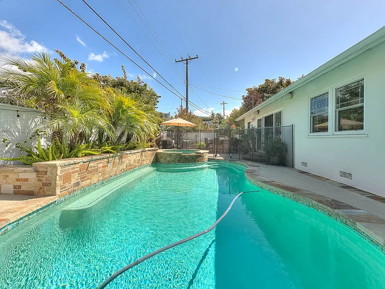 5209 Paseo Del Pavon — Photo 66